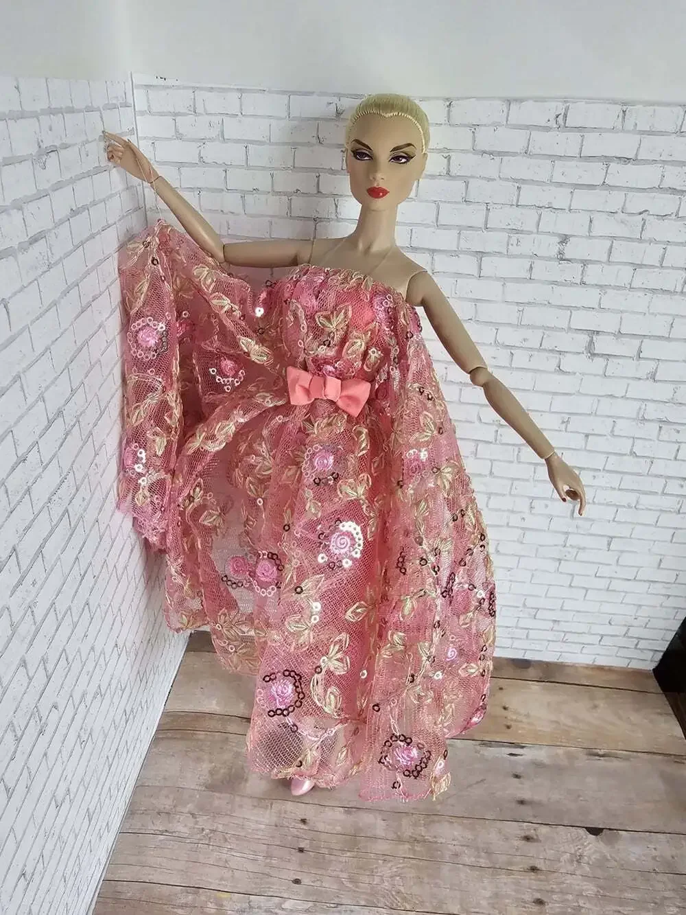 Integrity Toys 2019 East 59th Victoire Roux Pink Champagne Fashion Doll Rare